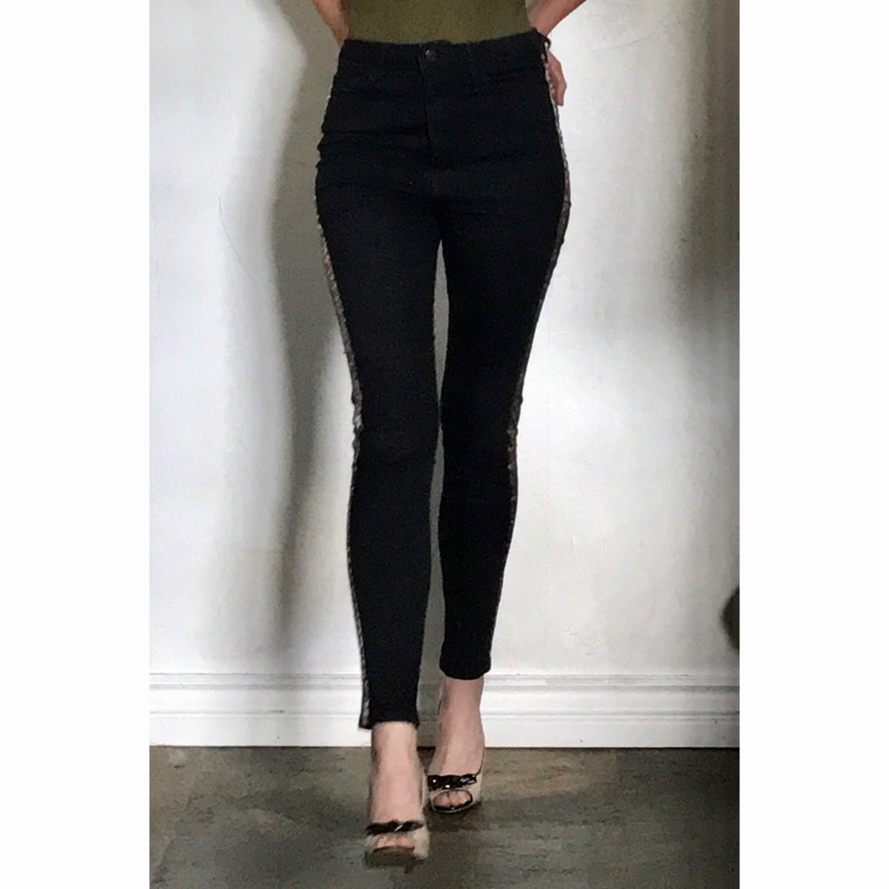 Mid rise skinny jeans with leopard stripe